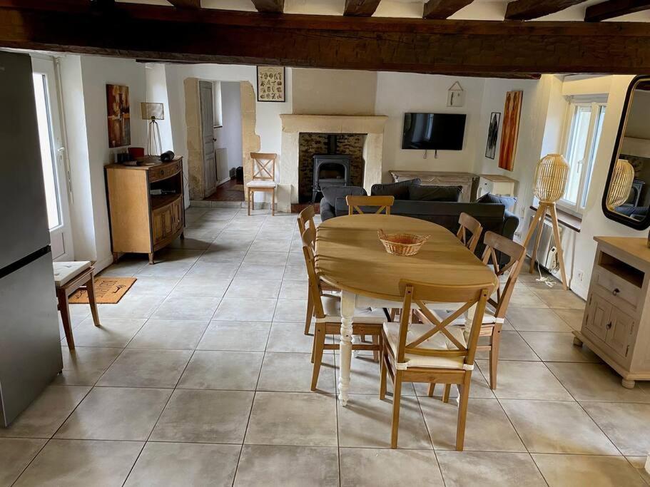 Les Moutiers-en-Cinglais Maison De Charme 4 Chambres מראה חיצוני תמונה